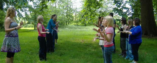 Meetings are organised once a term for Forest School Leaders to share practice, network and update one another. Some in-house training is also provided through these meetings. We use different venues across Norfolk.
All Leaders are welcome, please contact us (link to contact page!) for further information.
